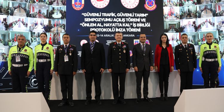 Güvenli Trafik, Güvenli Tarım Sempozyumu# 13-14 Aralık 2022 Tarihlerinde Jandarma Genel Komutanlığı’nda Gerçekleştirildi!